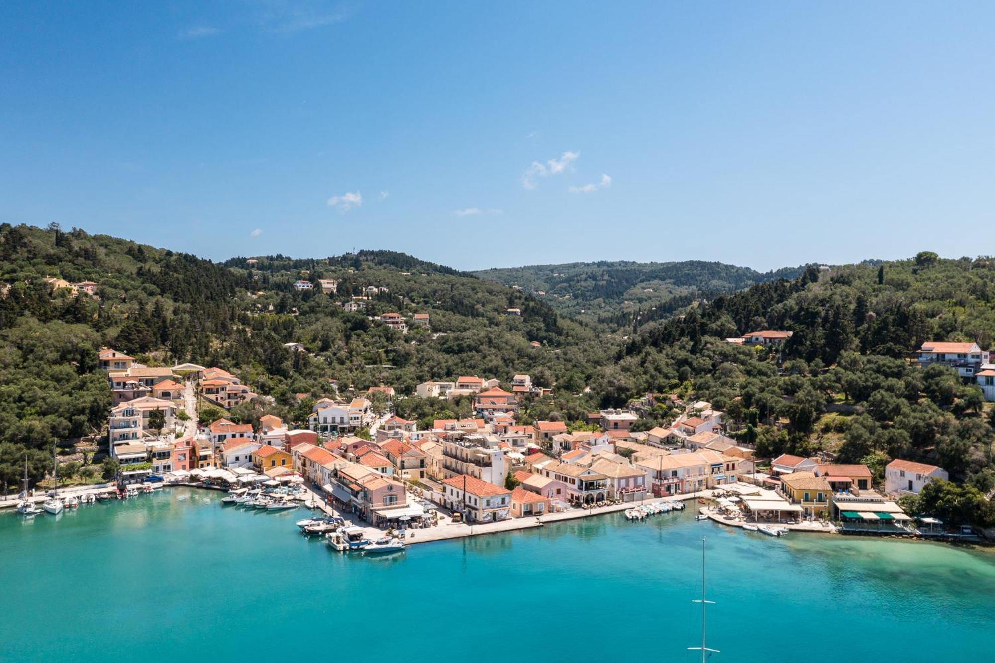 Agaloula Centrally Located Apartments, Lakka Exterior foto